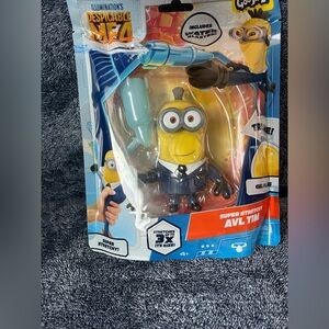 Despicable Me 4 Minions Super Stretchy Mega Minion AVL Tim Toy new water blaster